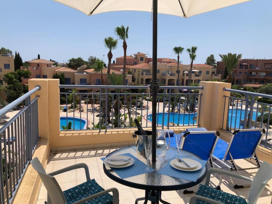 Limnaria Gardens - Spacious And Sunny 1 Bed With Pool Views *