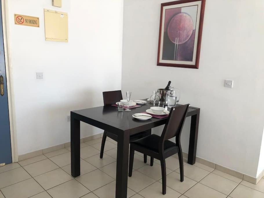Apartment Limnaria Gardens - Spacious And Sunny 1 Bed With Pool Views *